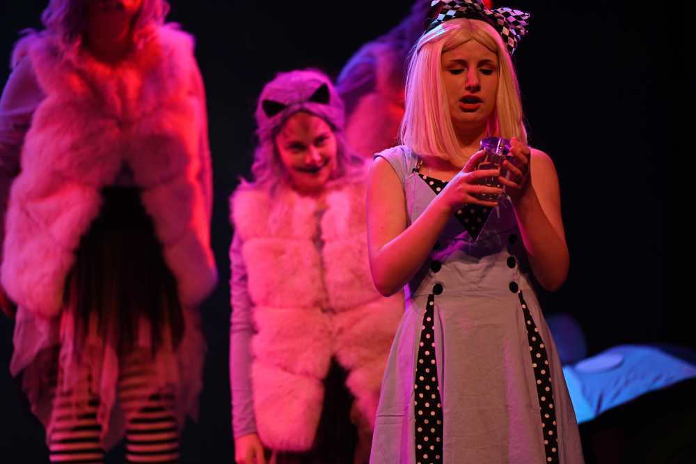 Alice 9